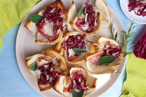 Cestini di pane ripieni, la ricetta .